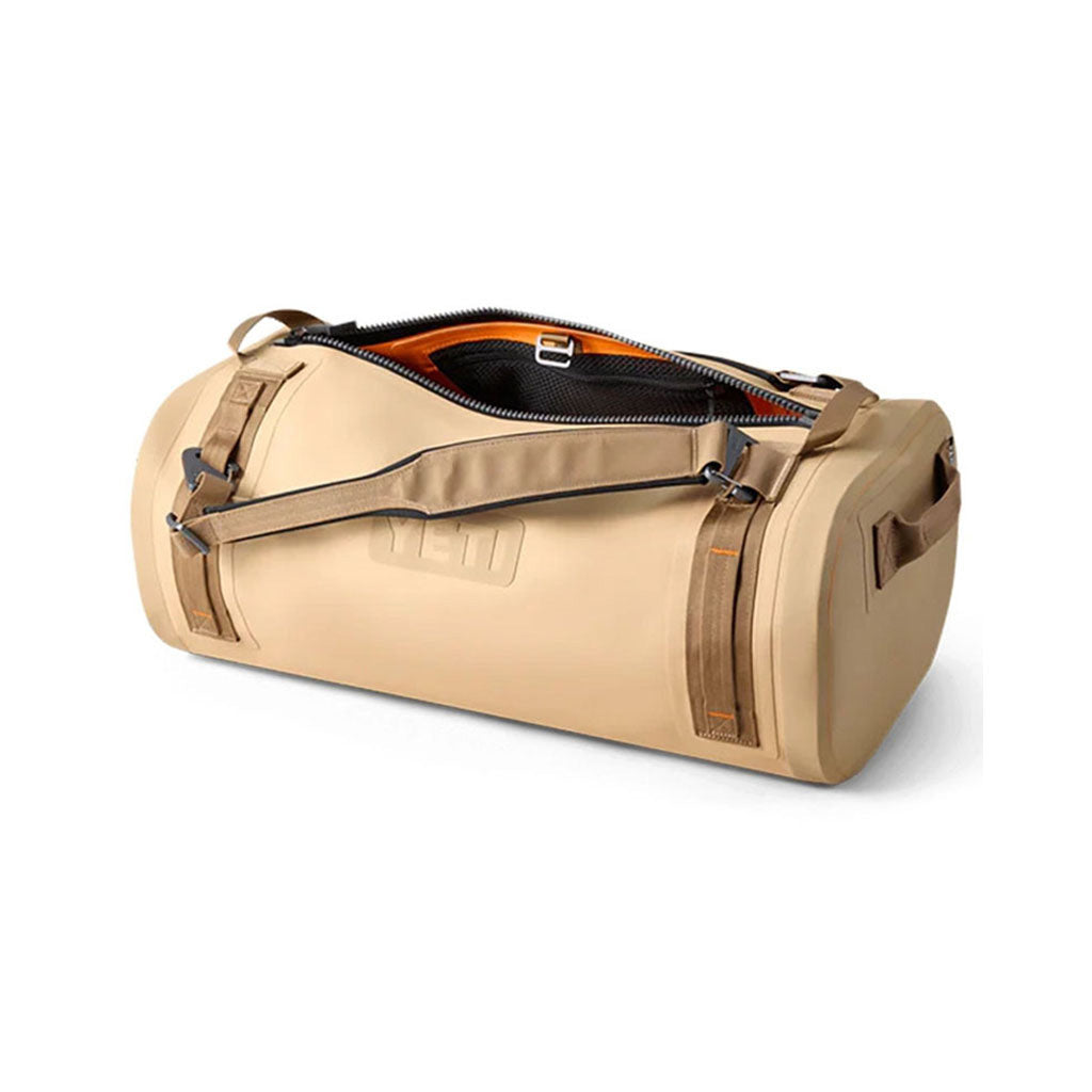 Panga Duffel 50 i farven Tan set fra en skrå vinkel