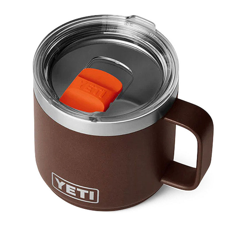 Rambler 14 Oz Mug Ms i farven Wetlands brun set fra en skrå vinkel