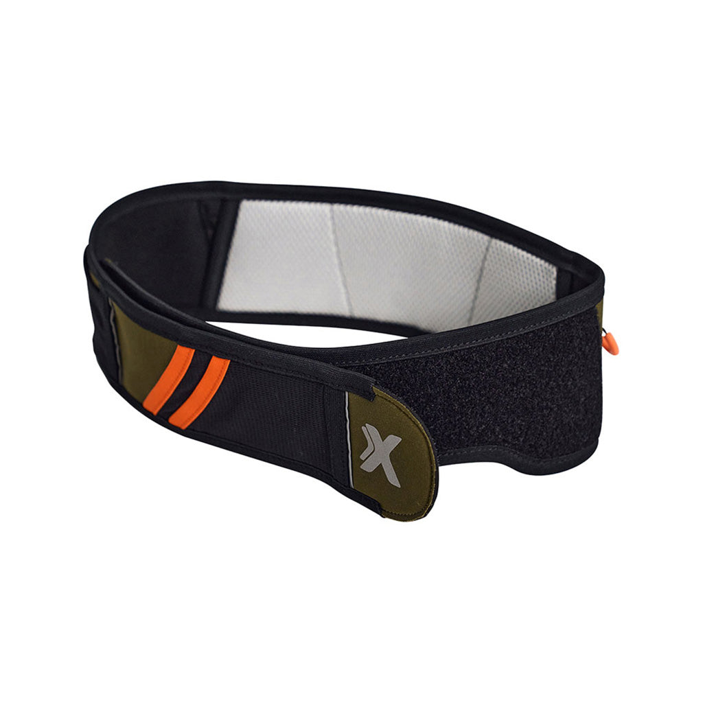 Coxa Wb1 Running Belt i farven Olive grøn set fra en skrå vinkel