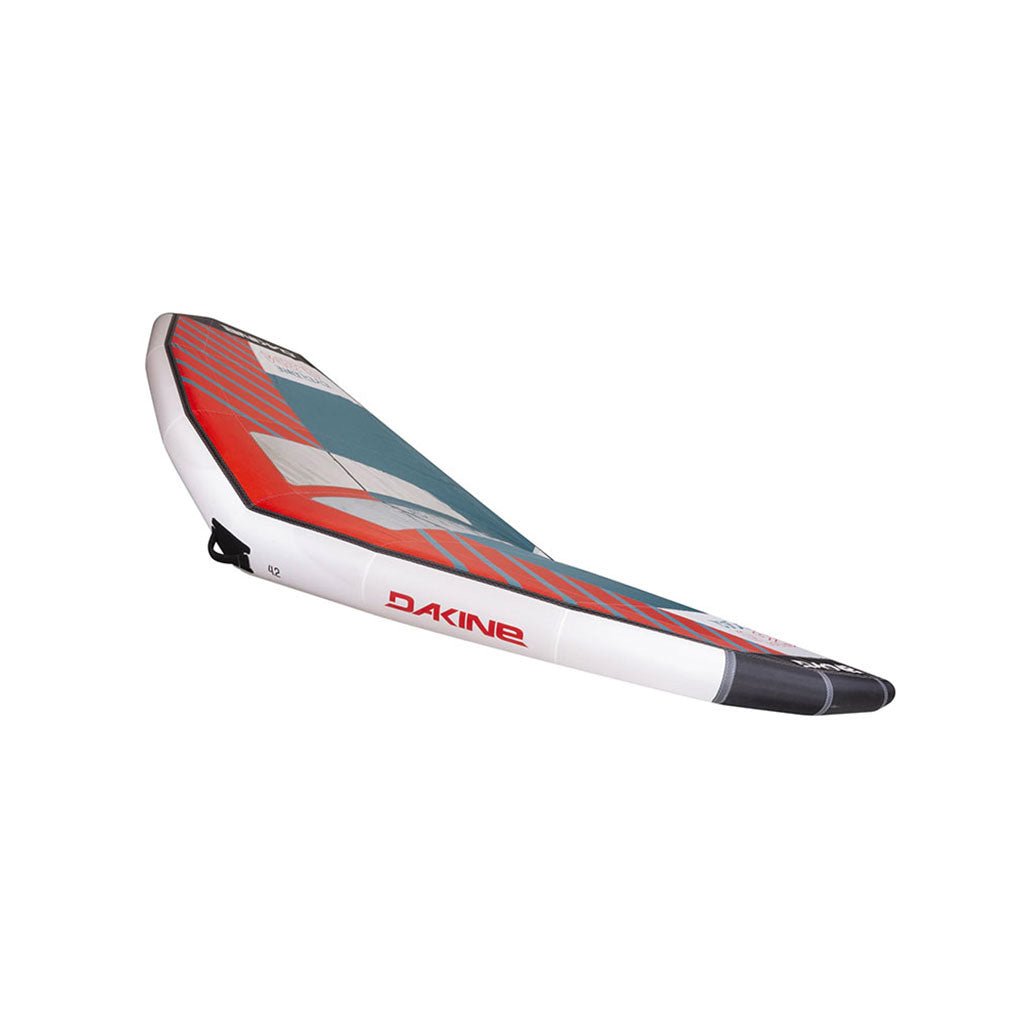 En Wing, Cyclone i farven Deep Lake