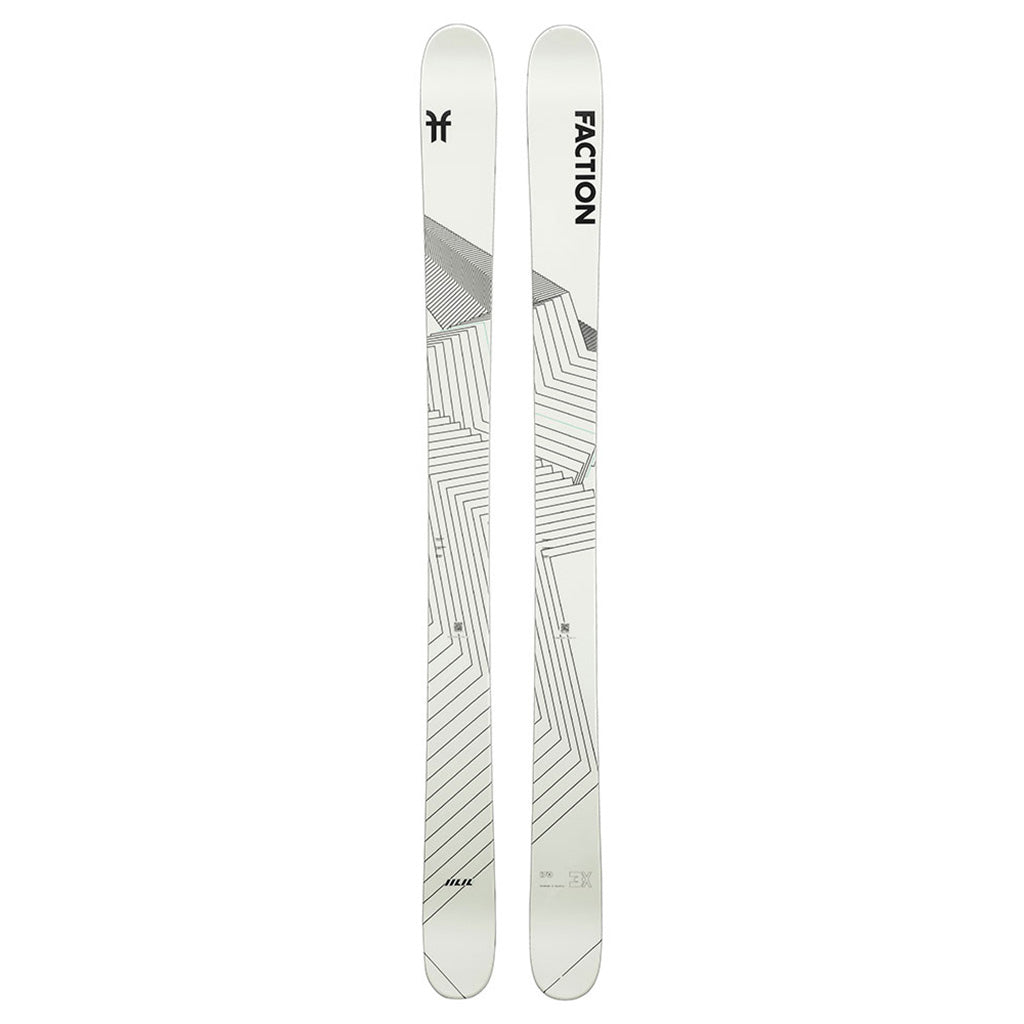 En Ski, Mana 3X i farven hvid