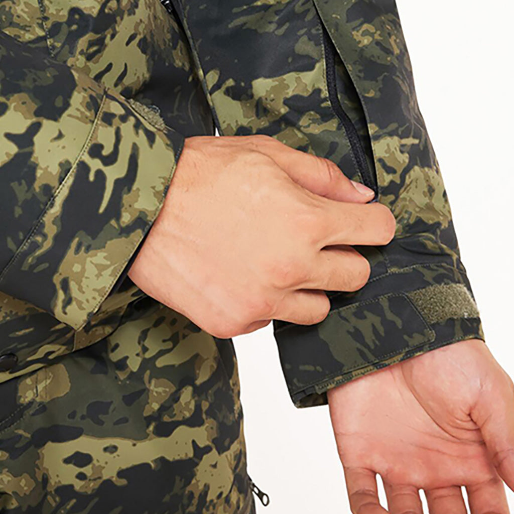 En Skijakke, Core Div. RC Insulated i farven Tiger Camo grøn detalje