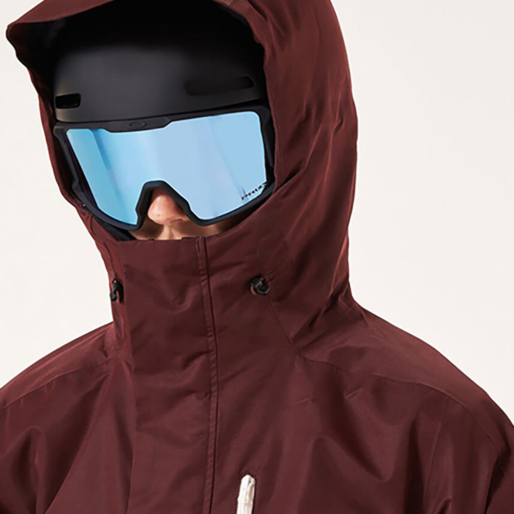 En Skijakke, TNP TBT Insulated i farven Grenache set forfra i close-up