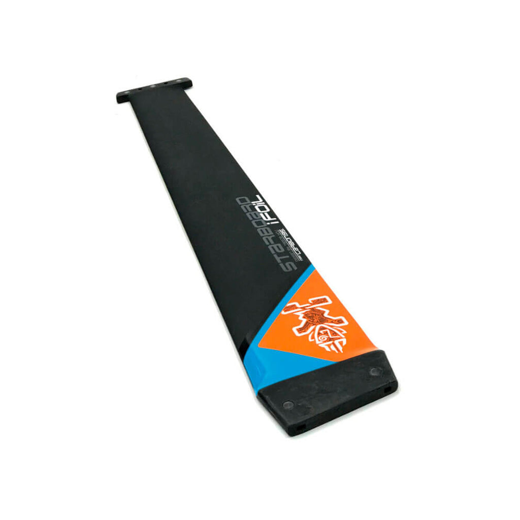 Iqfoil Carbon Komplet Ol Windsurfing Foil Complete Foil set fra en skrå vinkel