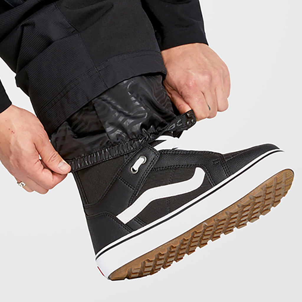 Nwrk Baggy Skibukser i farven sort detalje