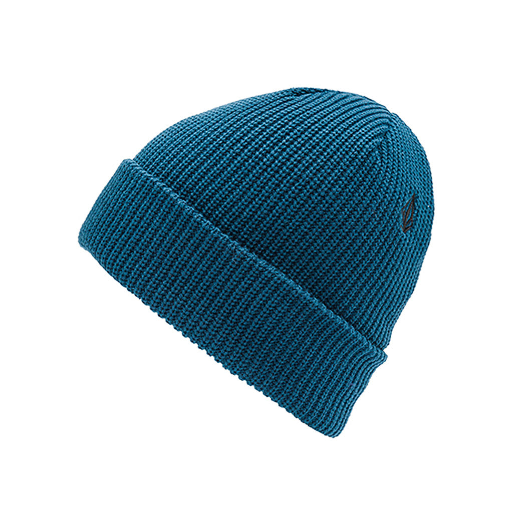 En Beanie, Sweep i farven Cobalt set fra en skrå vinkel