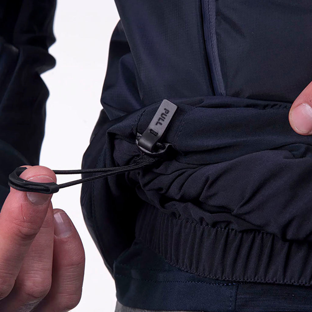 En Skijakke, Pivot i farven Deep Space nærbillede