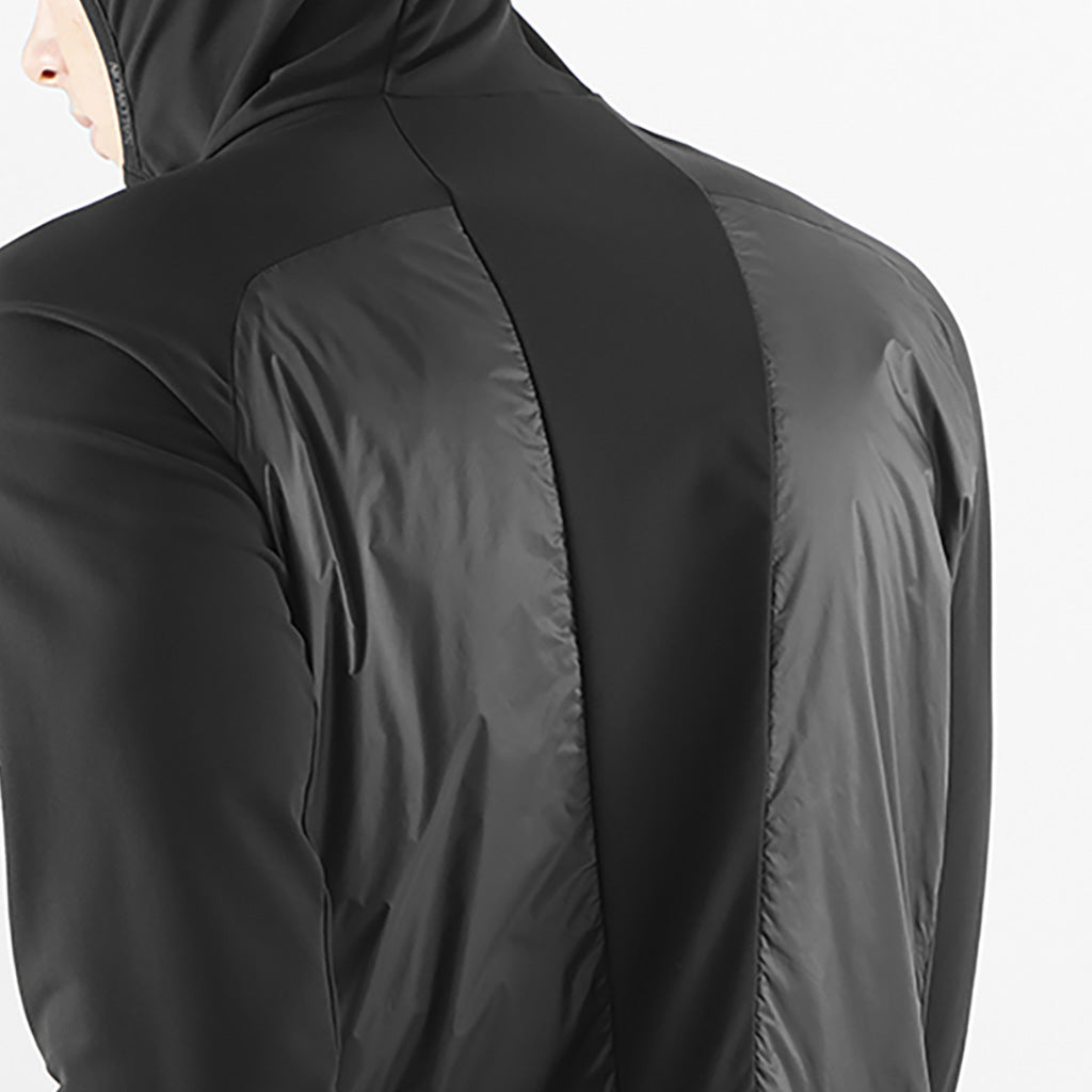 En Jakke, Elixir Hybrid Hood Insulated i farven Deep sort set bagfra