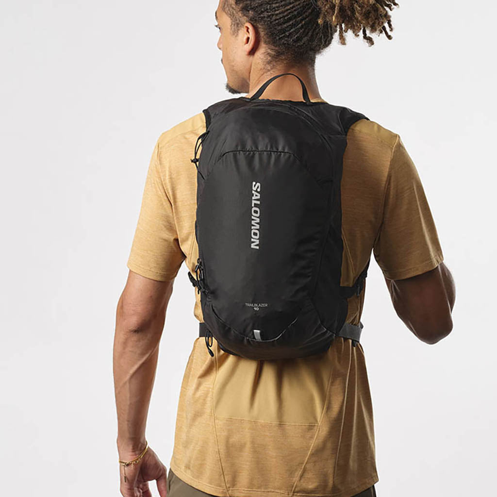 En Rygsæk, Trailblazer 10 i farven sort/Alloy set bagfra