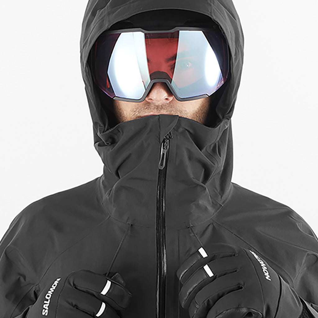 En Skijakke, Absolute 3L i farven Deep sort set forfra closeup