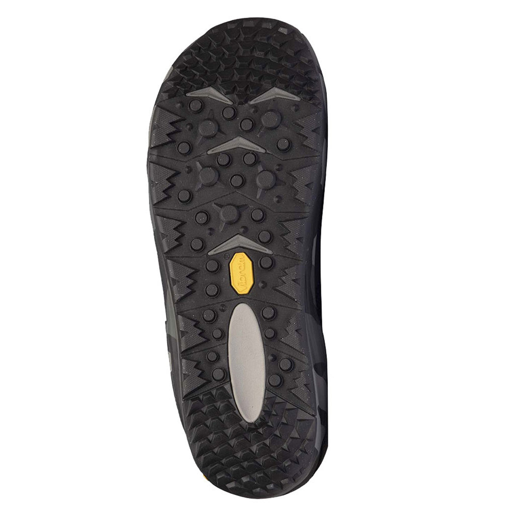 Kita Hybrid Snowboardstøvler i farven sort set nede fra