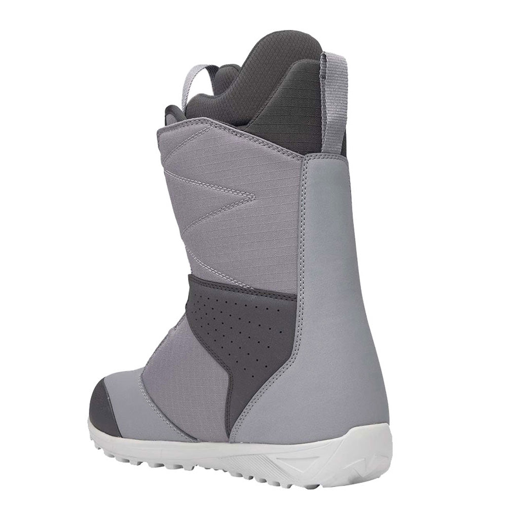 Sierra Snowboardstøvler i farven grå set fra en skrå vinkel