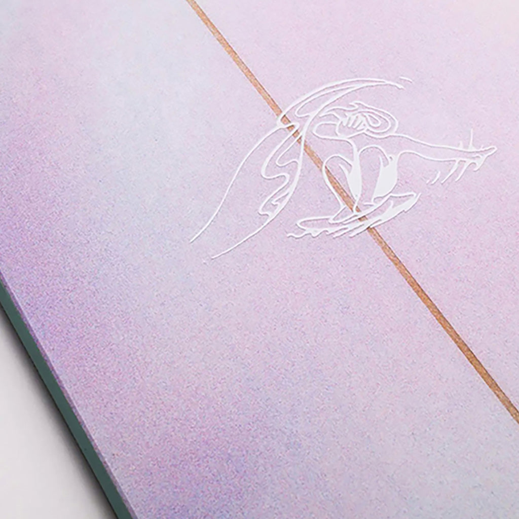 Et snowboard, Mellow i farven hvid set fra en skrå vinkel