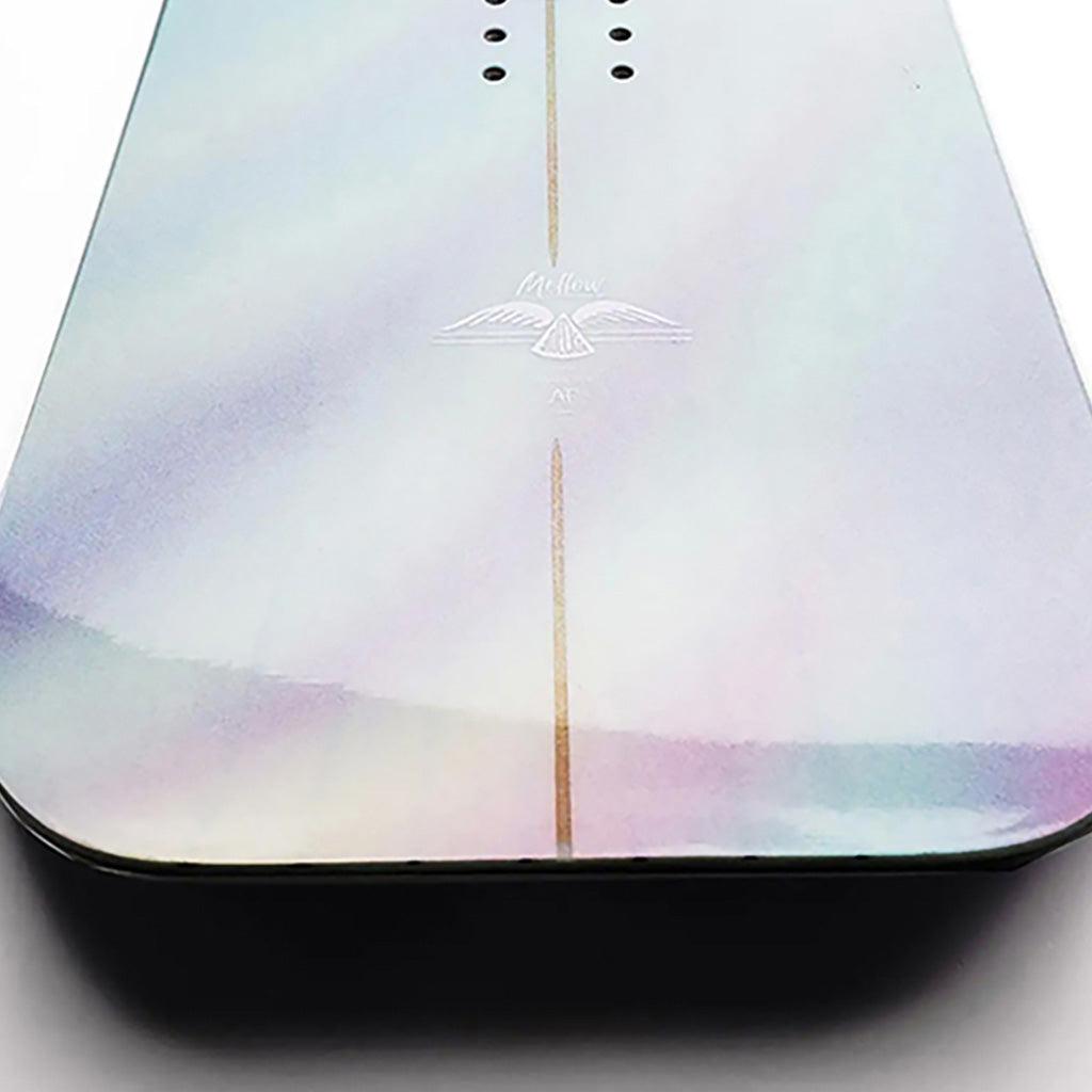 Et snowboard, Mellow i farven hvid detalje
