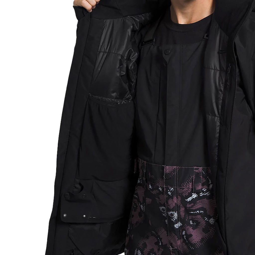 En Skijakke, Dawnstrike GTX Insulated i farven Tnf sort detalje