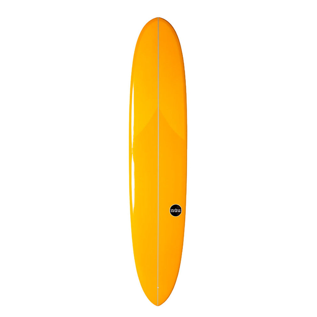 En Surfboard, Nuu Killjoy PU 9'0 i farven Orange