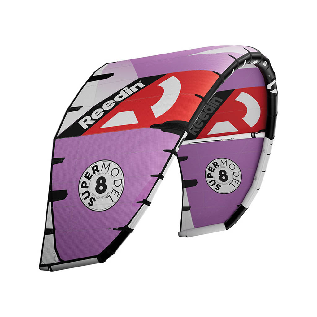 En Kite, Supermodel HTF i farven Space Lavender set fra en skrå vinkel