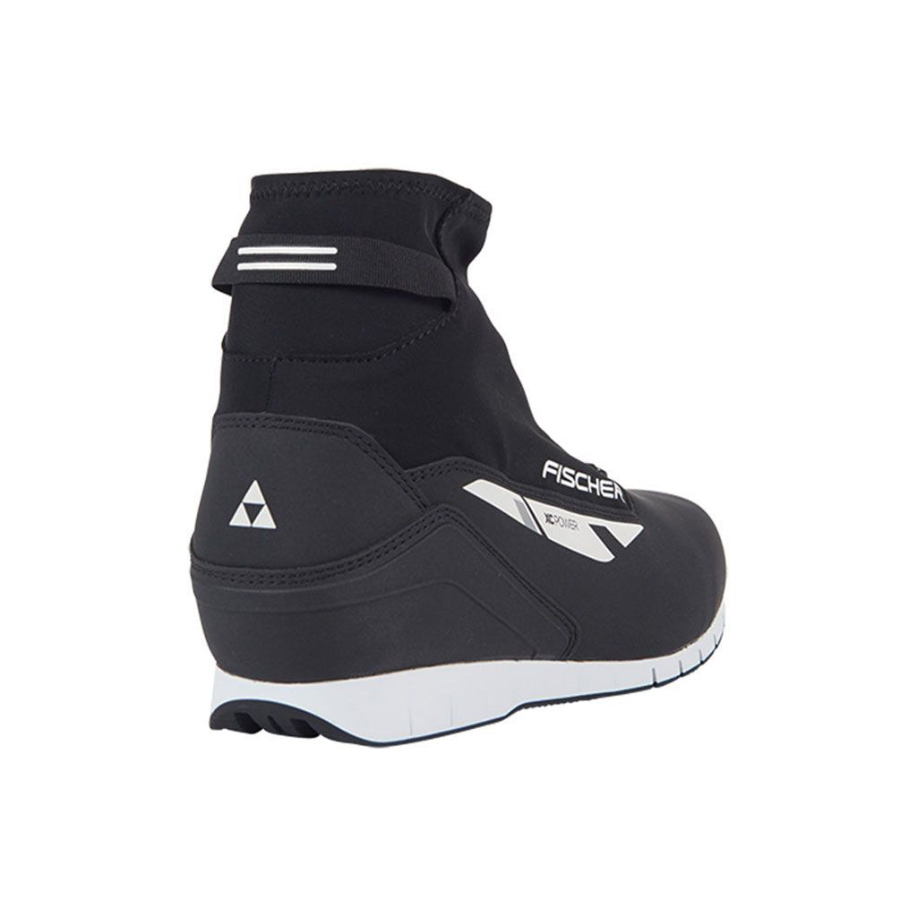 XC Power Langrendsstøvle set fra en skrå vinkel