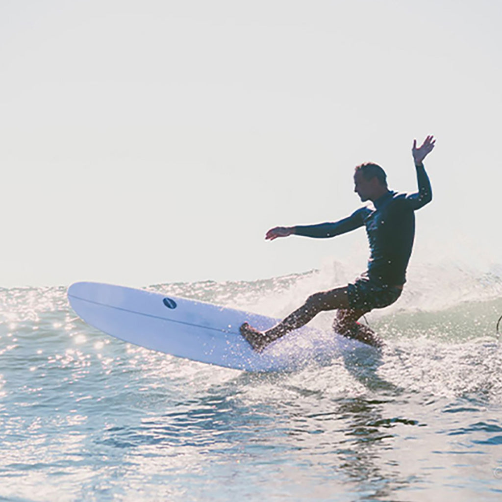 Nsp Shapers Union Butterknife 8'6" Ftu Surfboard set i bevægelse