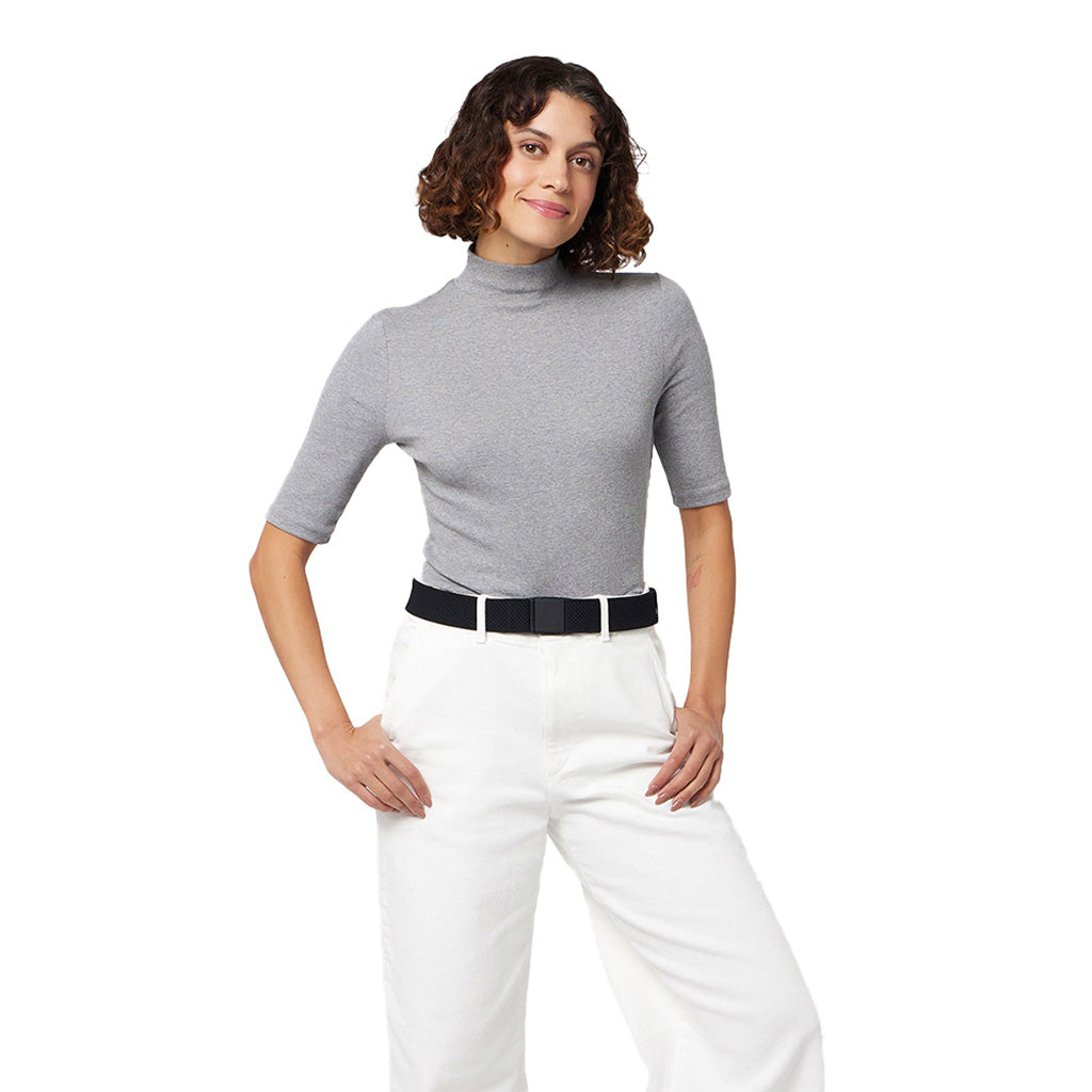 Et bælte, Momentum i farven sort set forfra på model