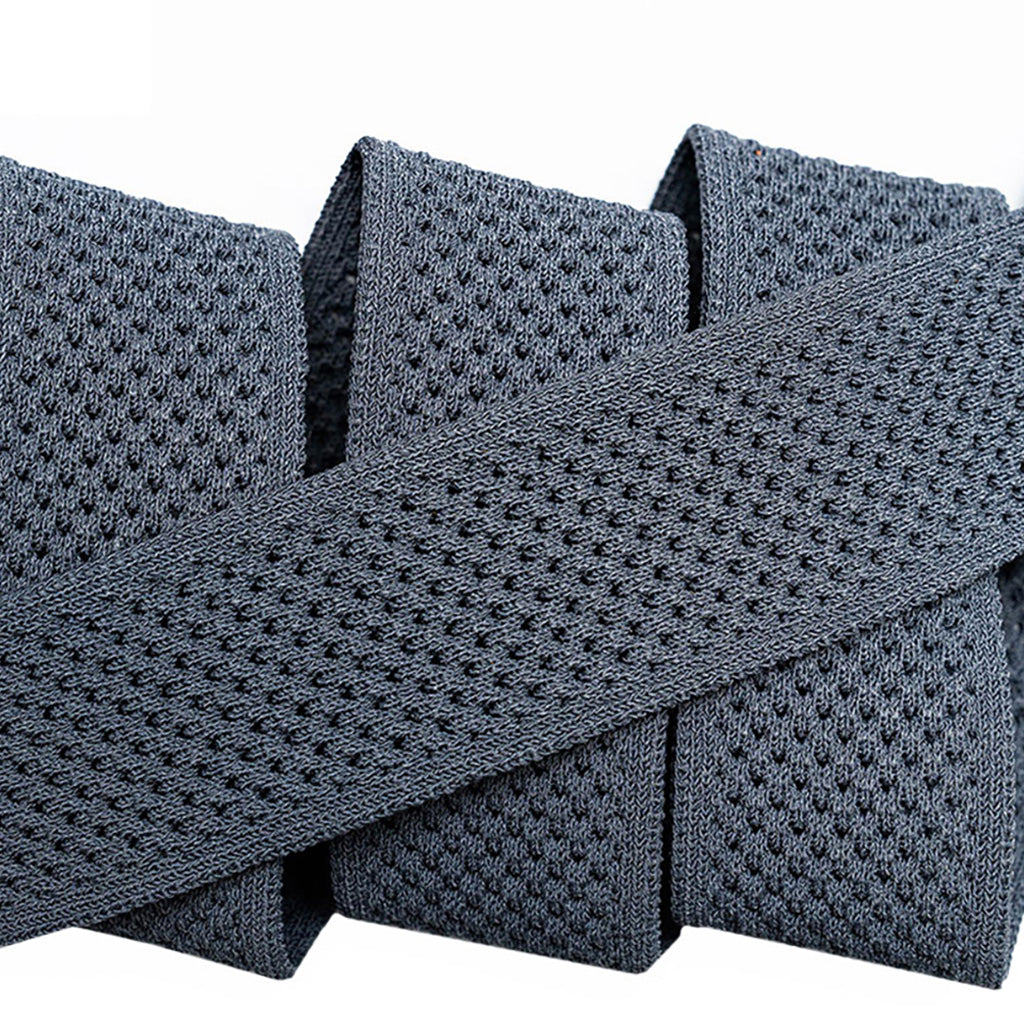 Et bælte, Momentum i farven Charcoal nærbillede