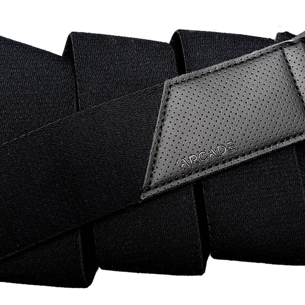 Et bælte, Elevation i farven sort nærbillede