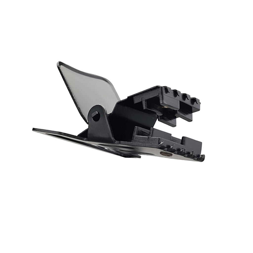 Et bælte, Jessup Plaid i farven sort/Burnt set fra en skrå vinkel