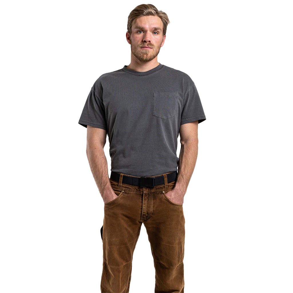 Et bælte, Hardware i farven Iron set forfra på afstand