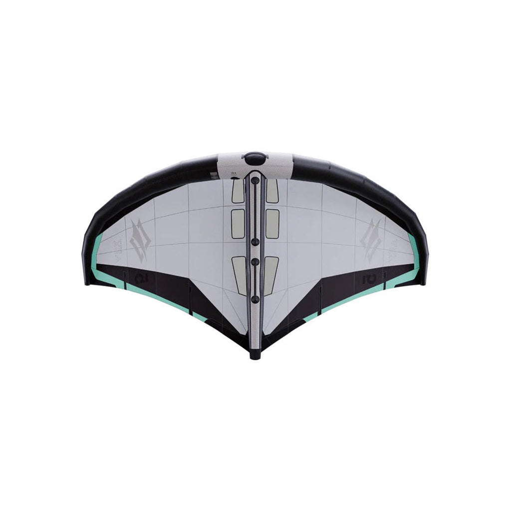 En Wing, Adx i farven grå/sort set nede fra