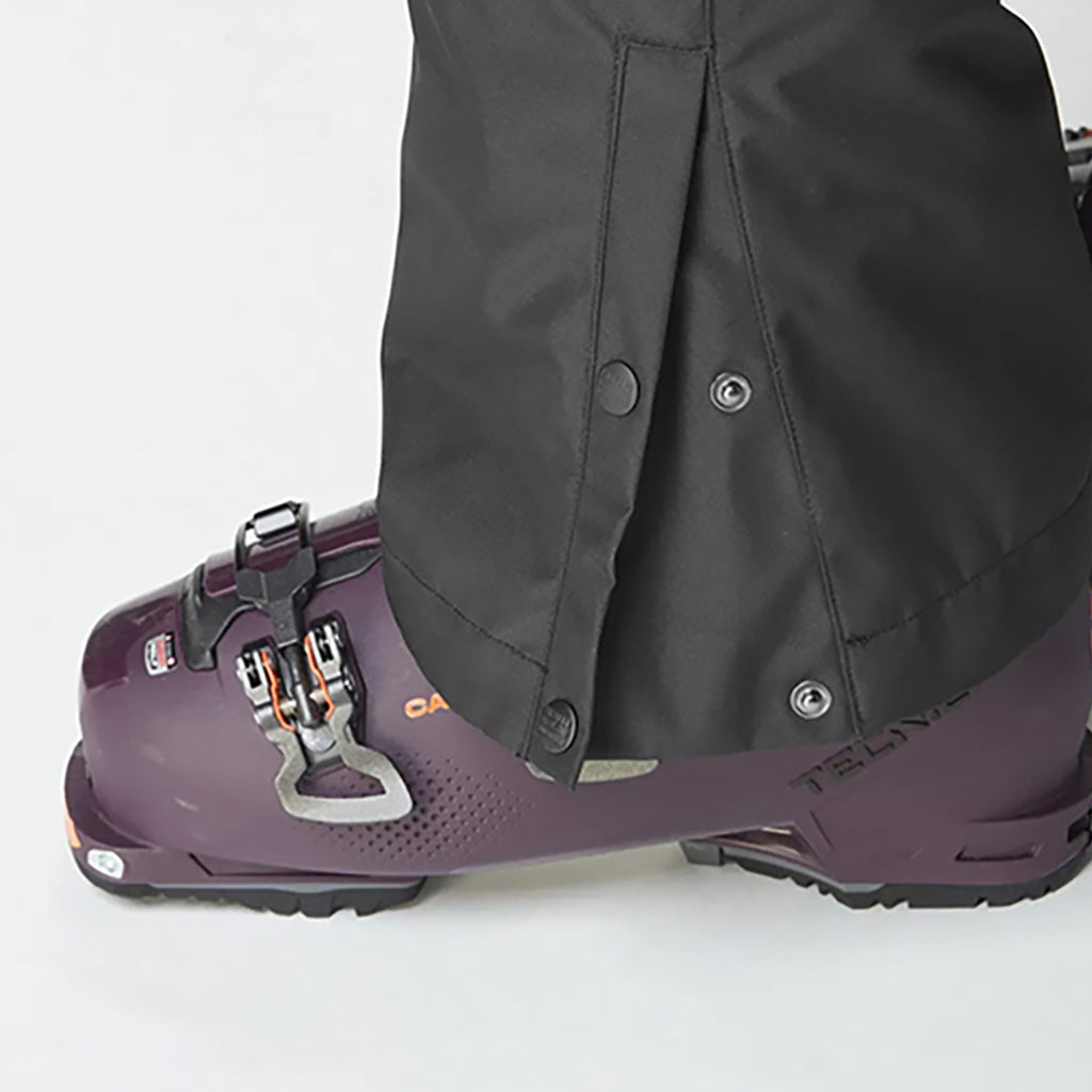 Treva Skibukser i farven sort nærbillede