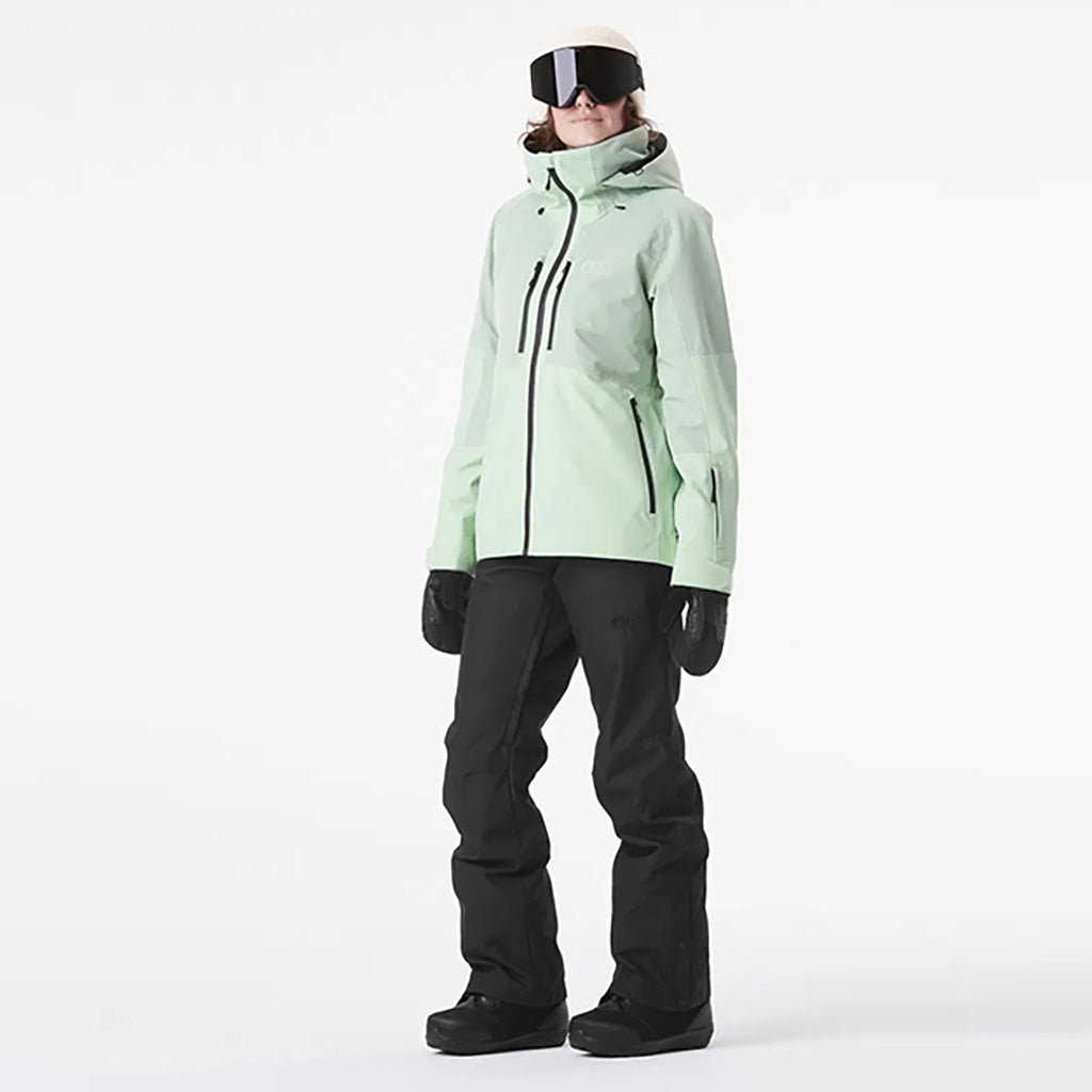 En Skijakke, Sygna i farven Silt grøn set forfra