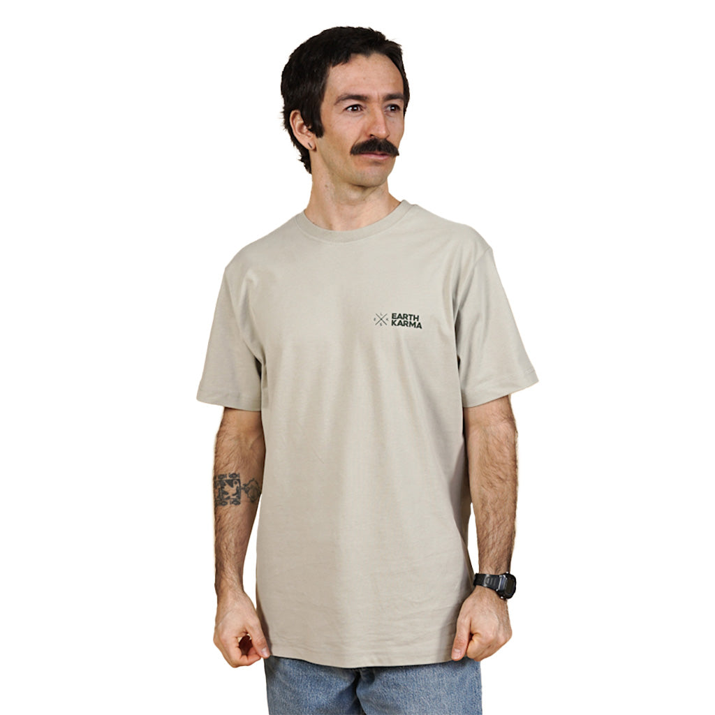 En T-Shirt, Earth Karma Brushed i farven SAND
