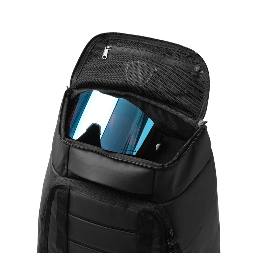 Hugger Bootpack 45L