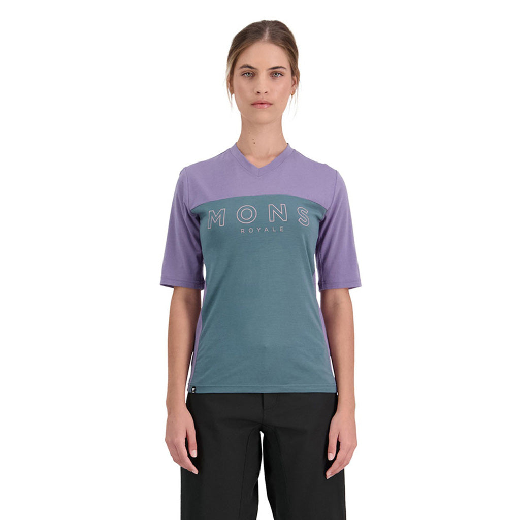 En T-Shirt, rødwood Enduro VT i farven Thistle / Burnt Sage set forfra