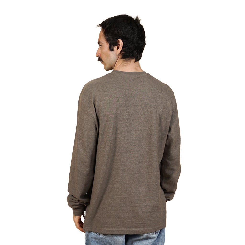 En Langærmet T-Shirt, Globe Men's Hemp i farven brun