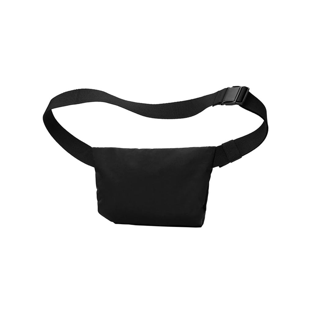 The Makeløs L Fanny Pack set forfra