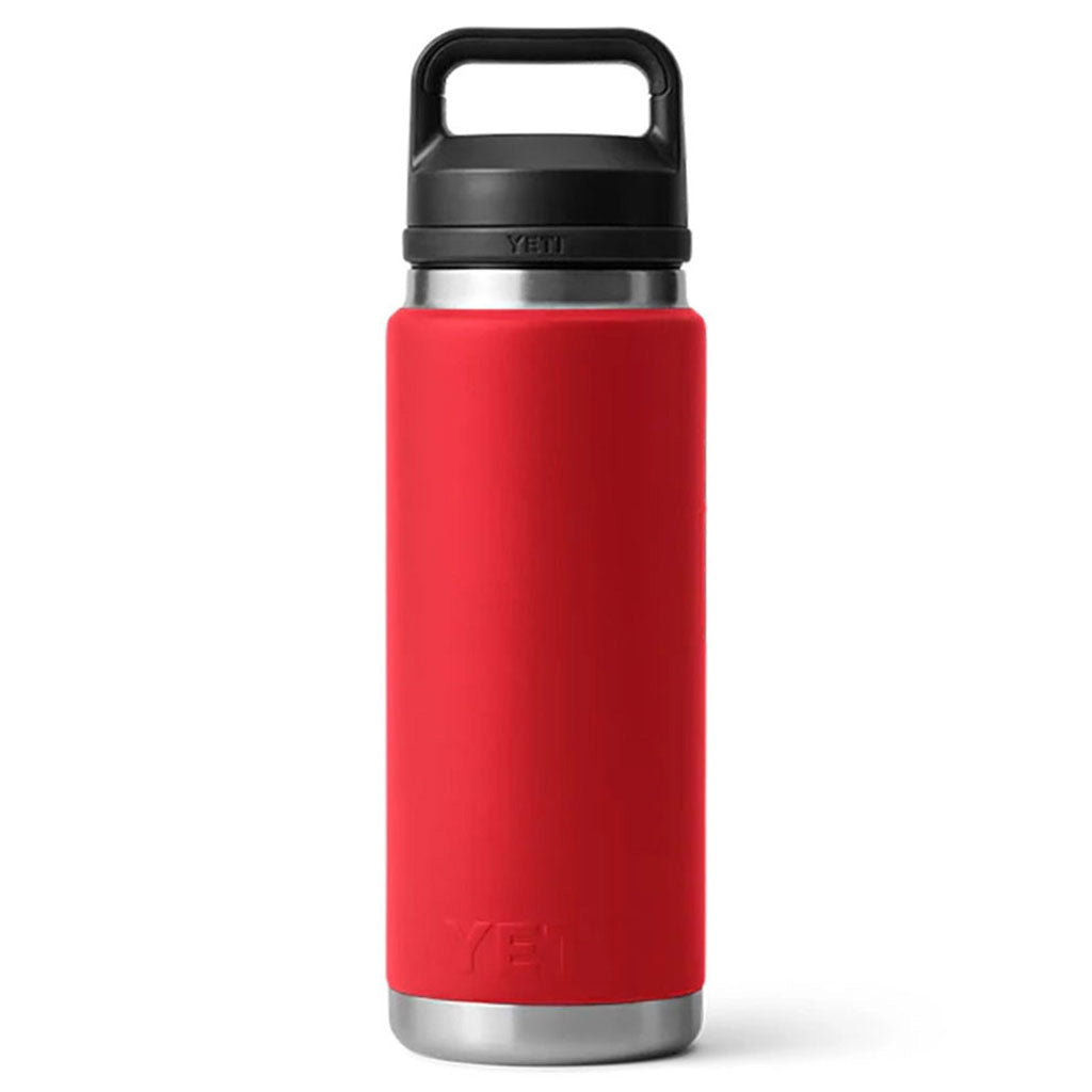 Rambler 26 Oz Bottle Chug  i farven Rescue rød set forfra