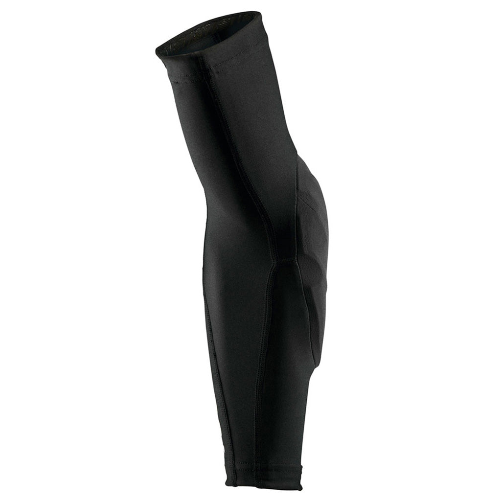 En Bike Protection, Teratec Elbow Guards i farven sort set fra en skrå vinkel