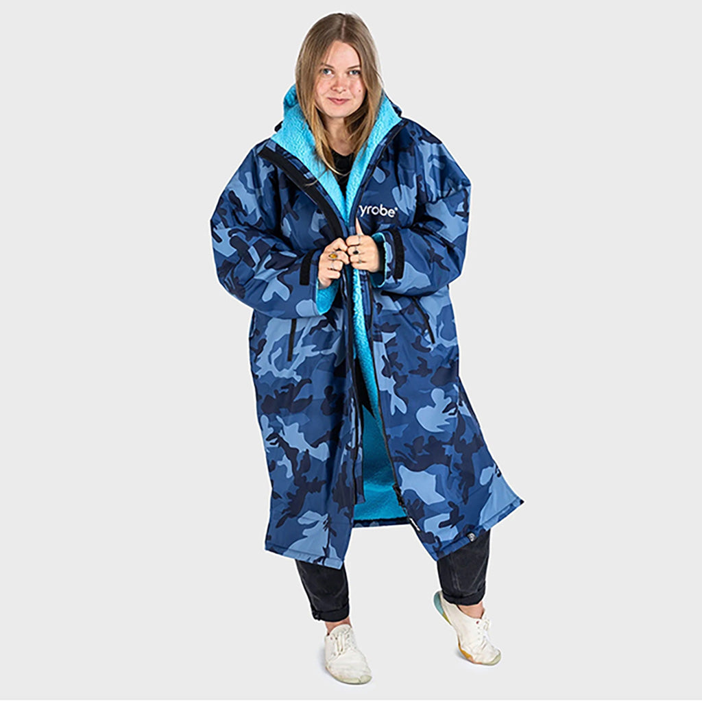 Dryrobe Advance Long Sleeve  i farven blå Camo/blå