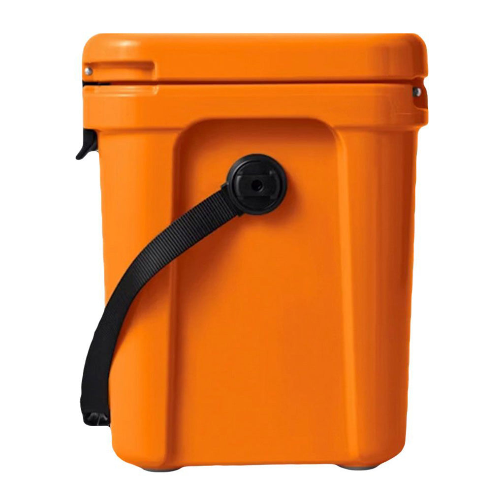 Roadie 24 Cooler i farven King Crab set fra højre side
