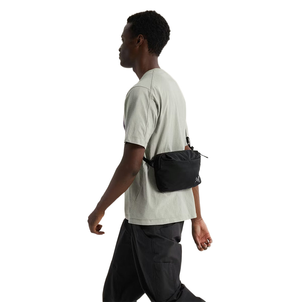 Heliad Crossbody